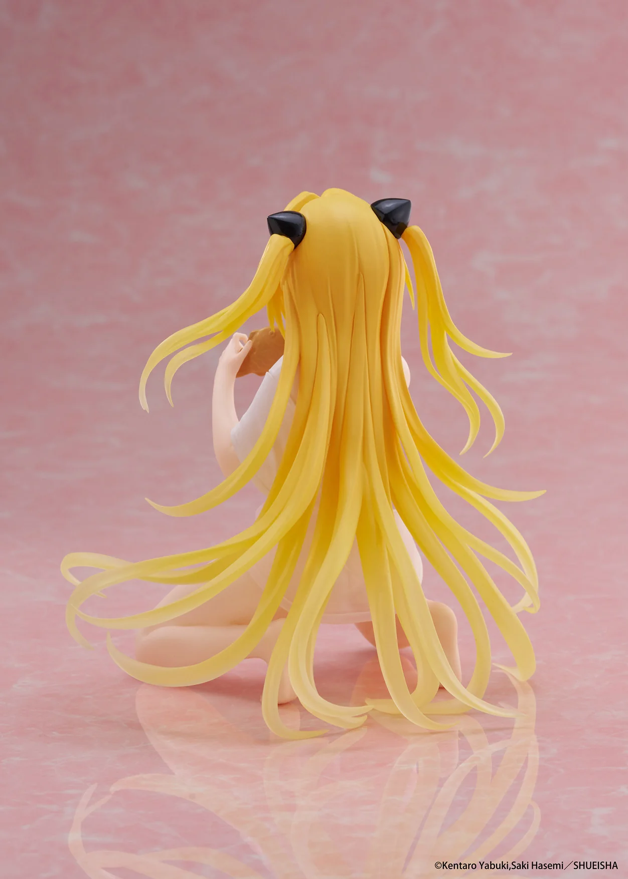 Golden Darkness: Roomwear Ver. | Desktop Cute Figure - Image 4