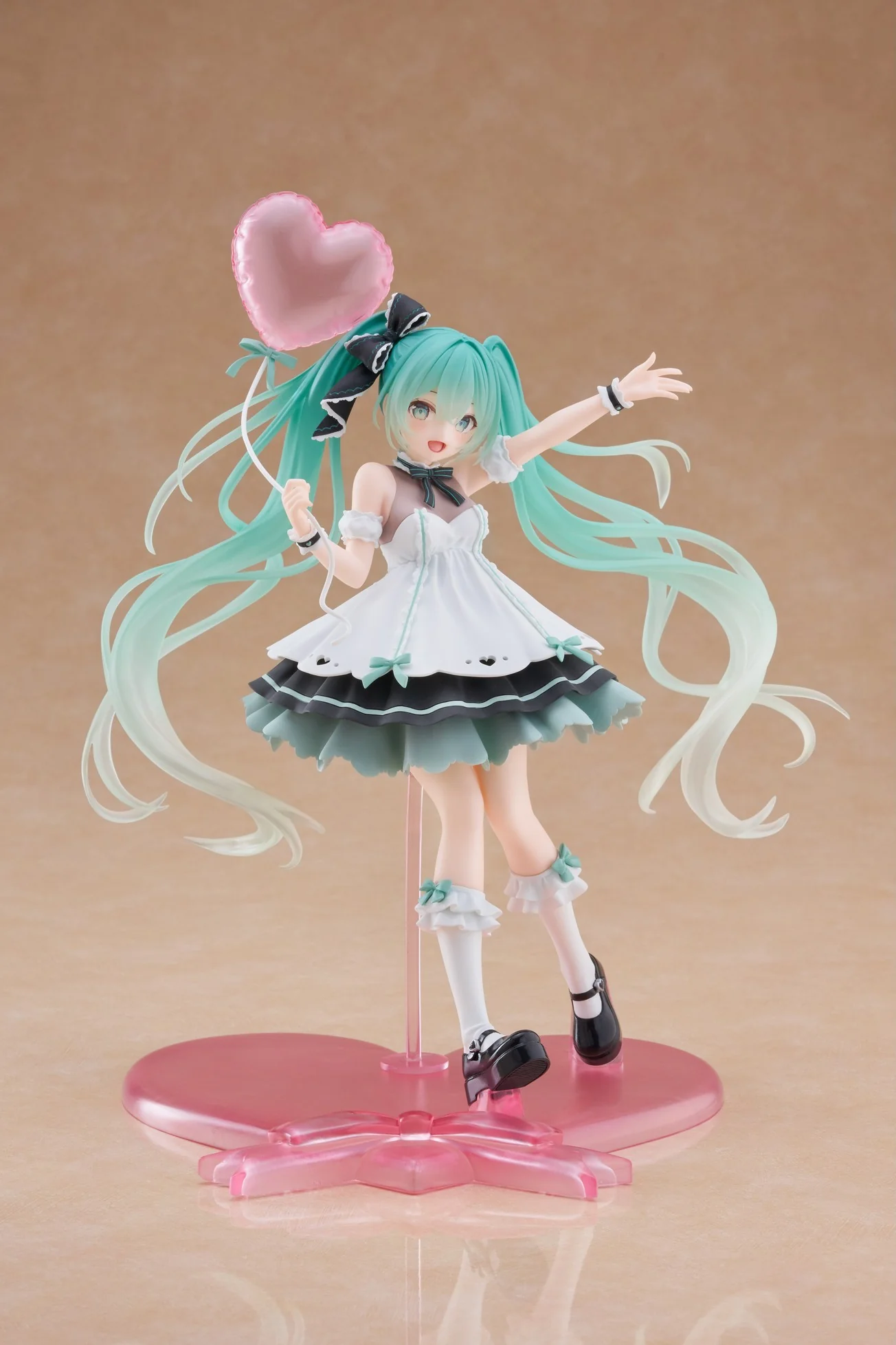 Hatsune Miku Birthday 2025 (Party Ver.) | AMP+ Figure - Image 2