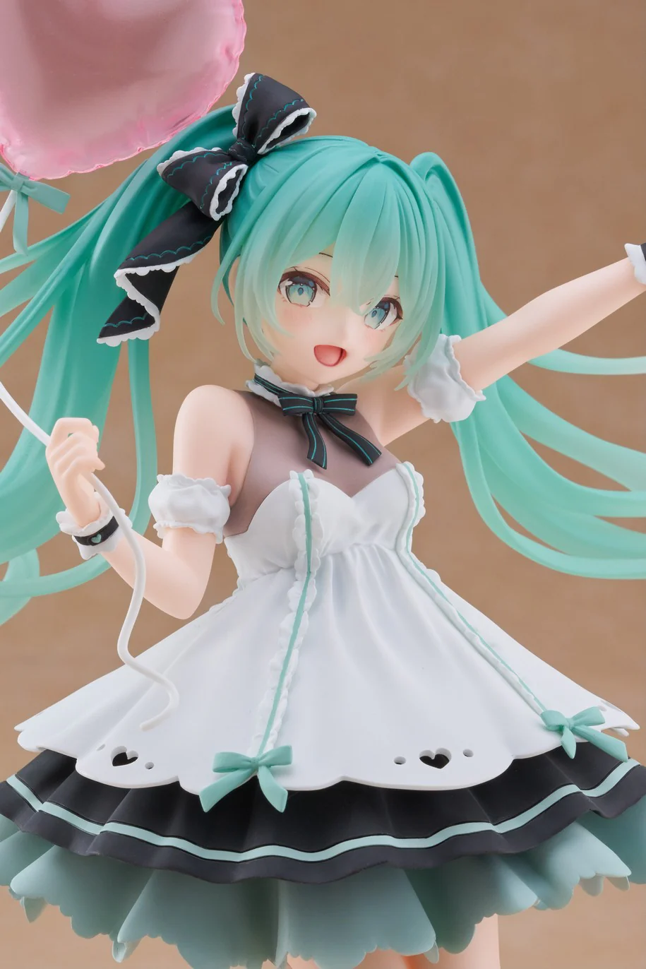 Hatsune Miku Birthday 2025 (Party Ver.) | AMP+ Figure - Image 8