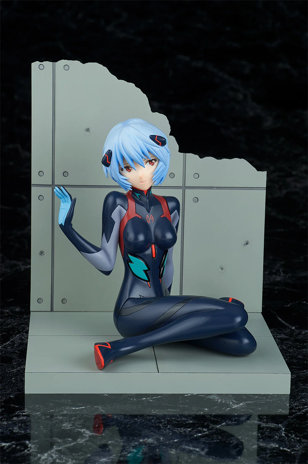 Rei Ayanami Langley Plugsuit Ver. New Movie Edition | 1/7 Scale Figure - Image 2