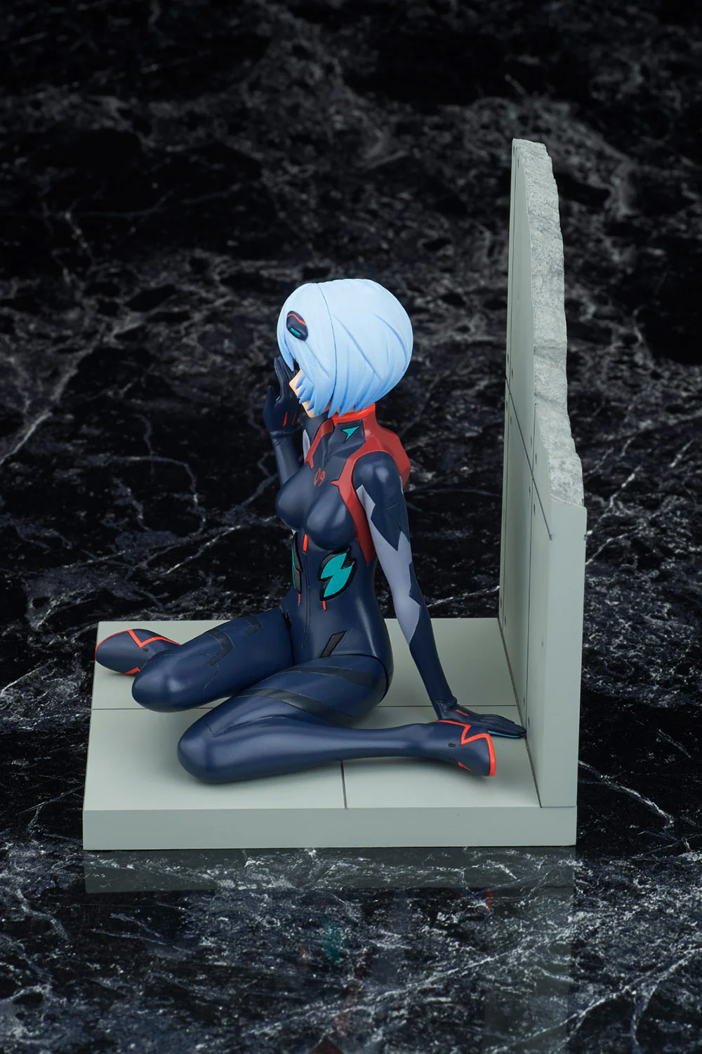 Rei Ayanami Langley Plugsuit Ver. New Movie Edition | 1/7 Scale Figure - Image 5
