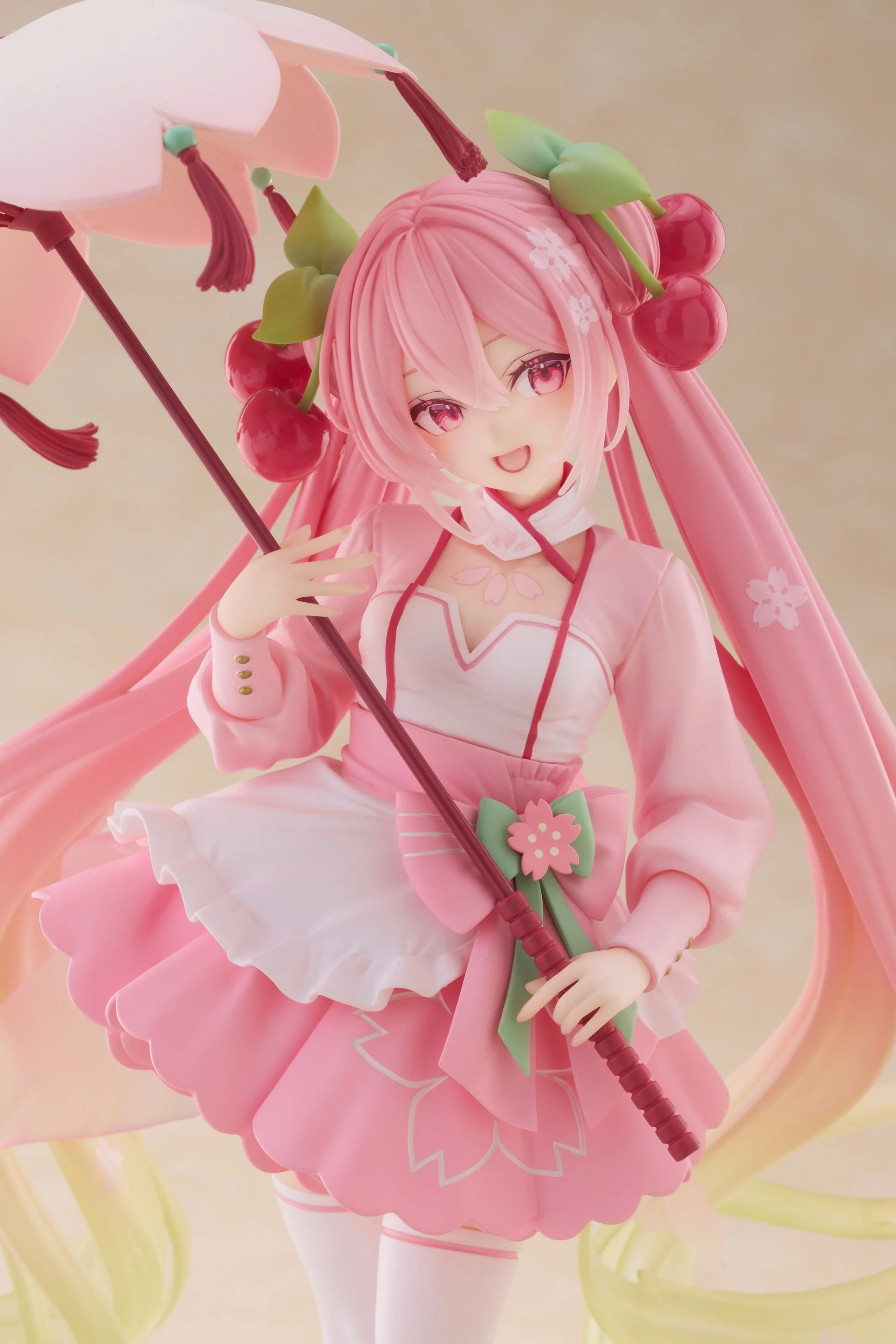 Sakura Miku: Sakura Dress Ver. | AMP+ Figure - Image 9