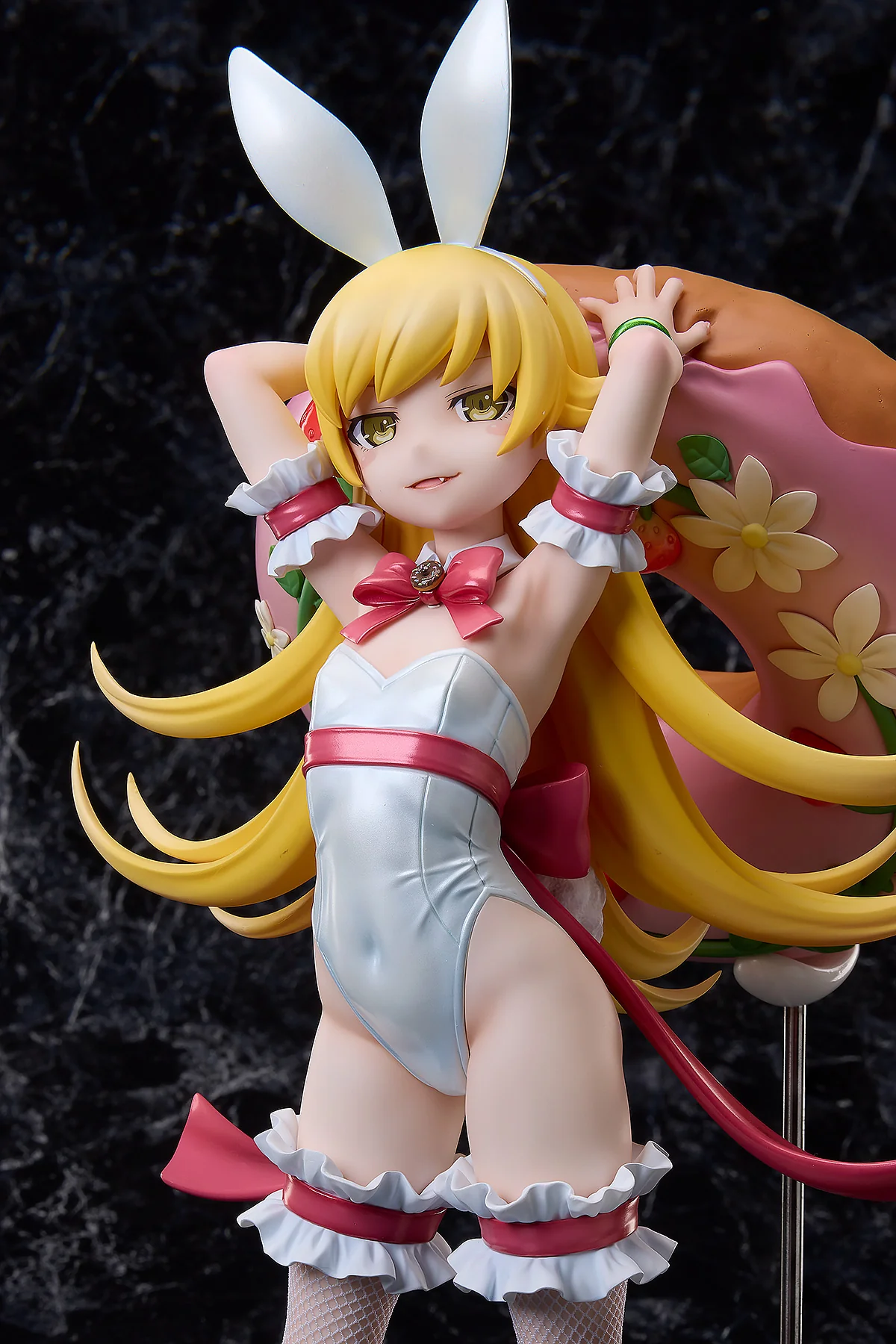 Shinobu Oshino: White Bunny Ver. | 1/4 Scale Figure - Image 11